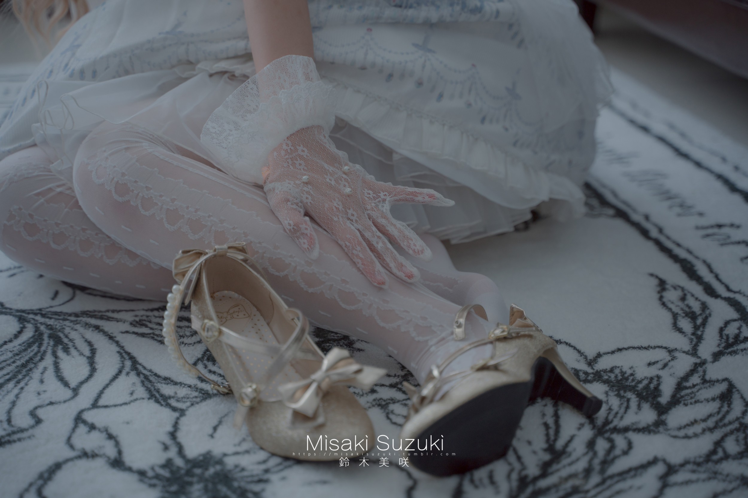 铃木美咲 魔女的试炼 (上卷) [50P 1V 1.3G] (2).jpg