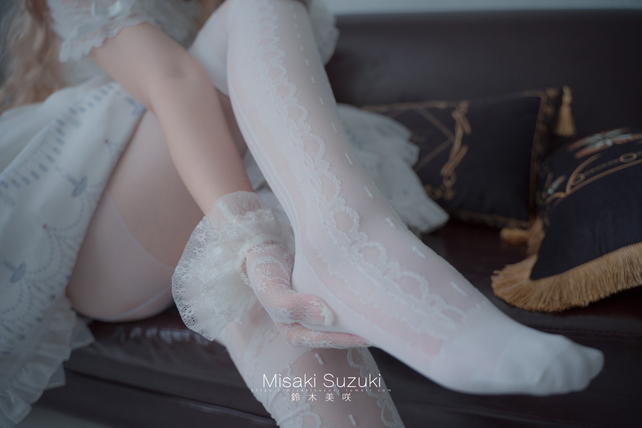 铃木美咲 魔女的试炼 (上卷) [50P 1V 1.3G] (4).jpg